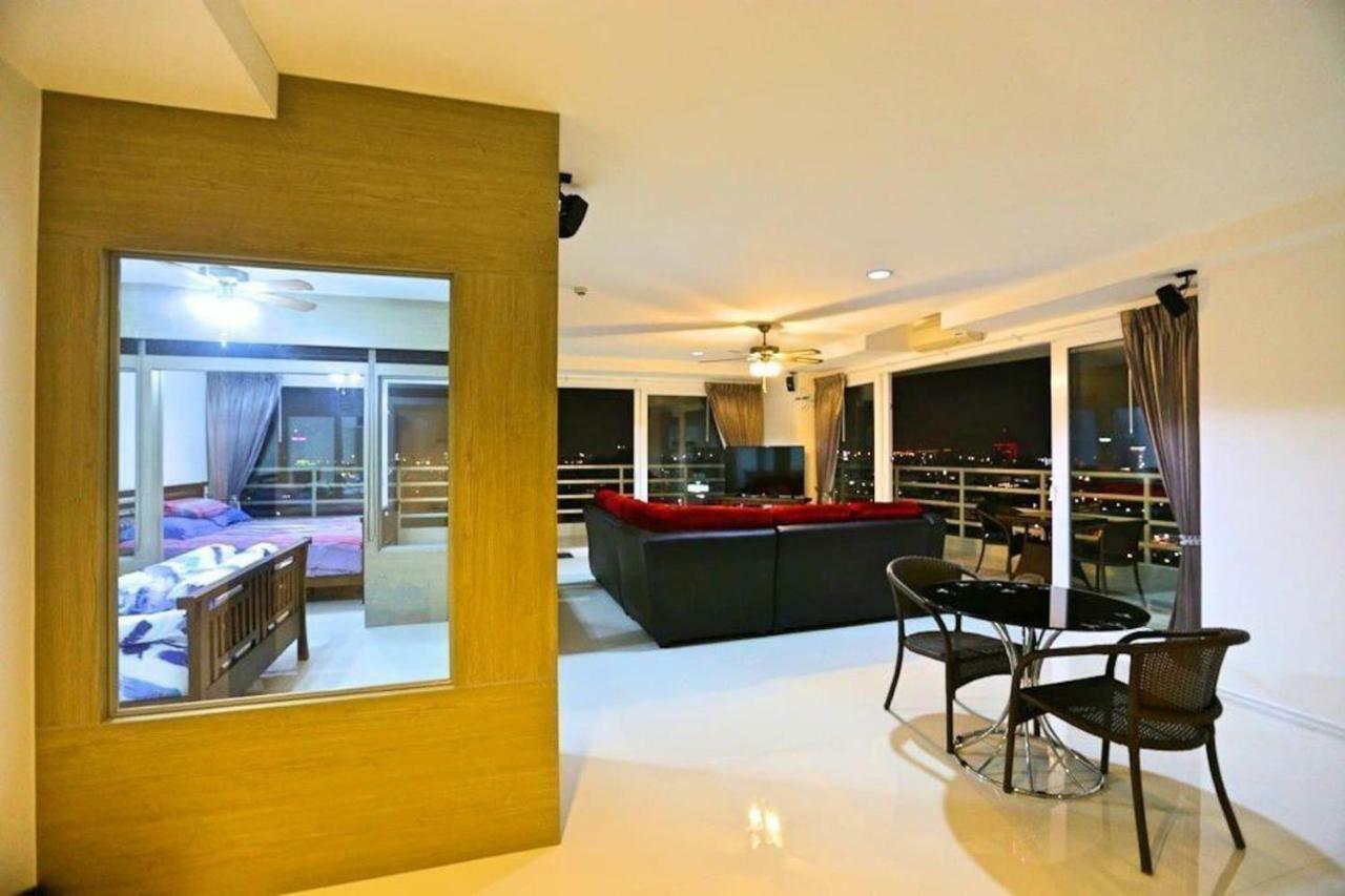 View Talay 6, 2 Bedrooms, Pattaya City Centre, Beach Road Esterno foto